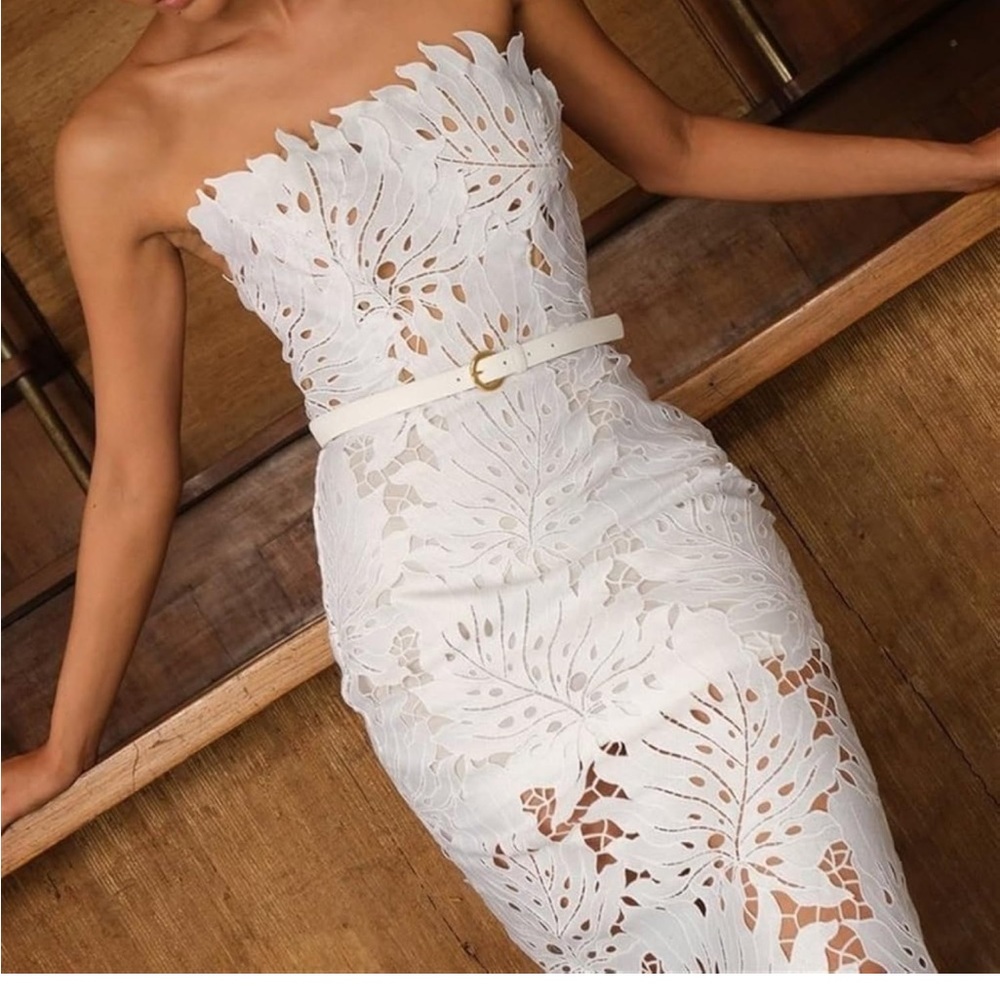 Catchall Lace white midi dress